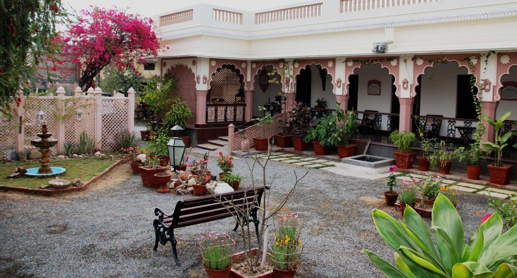 Badnor House - The Heritage Homestay Ajmer Eksteriør billede